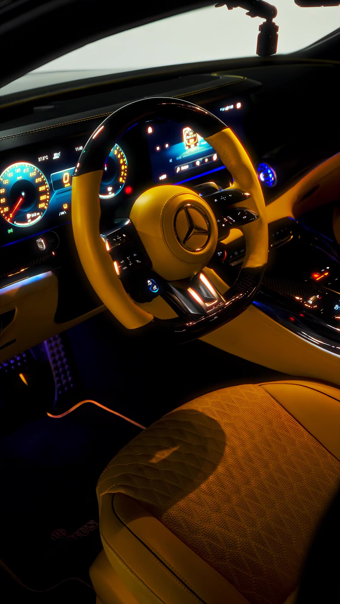 Still frame — Mercedes-AMG GT 63 S E